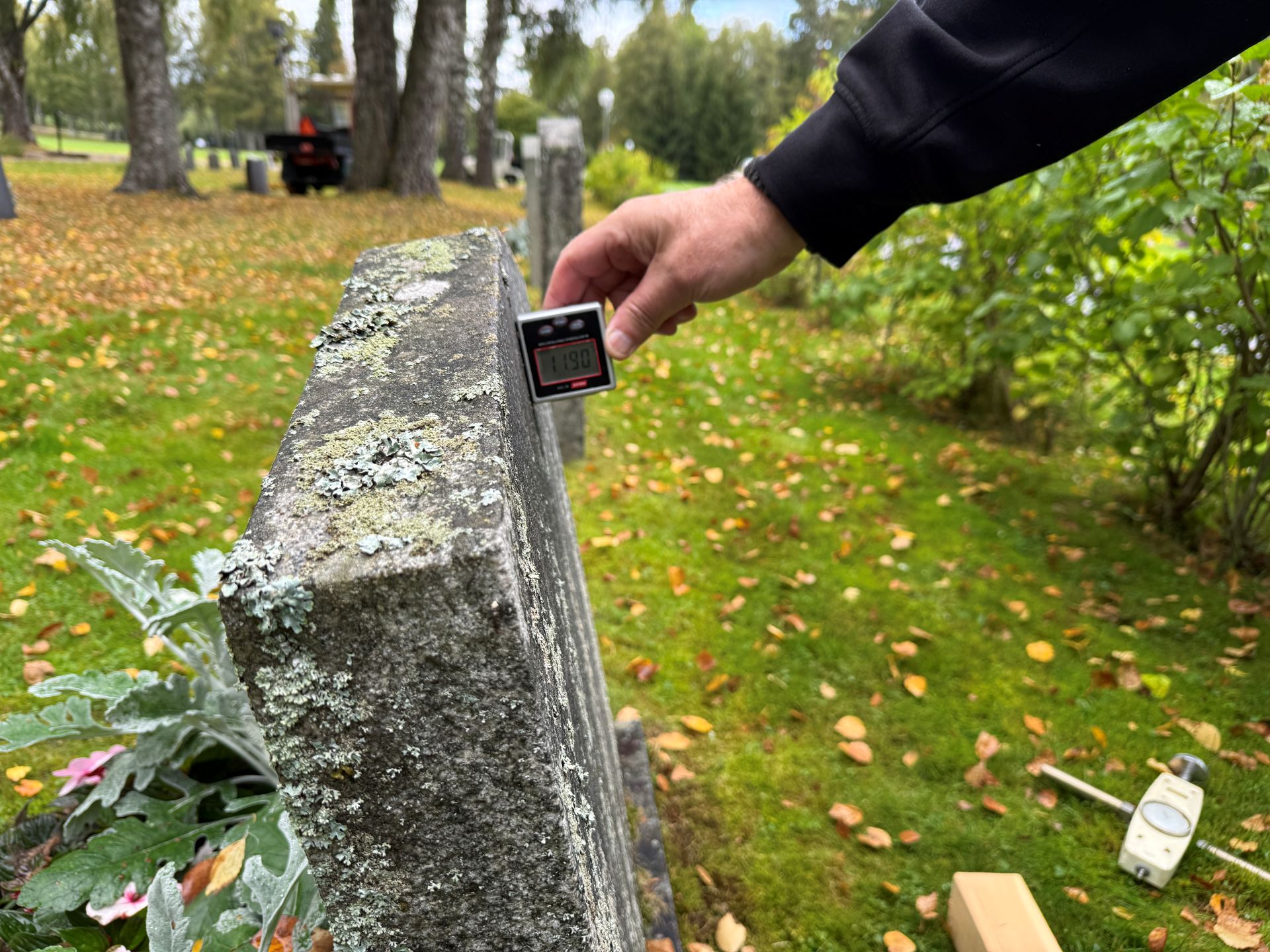 Vinkelmätning i grader på gravsten